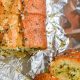 Easy Vegan Garlic Bread Recipe: Garlic Bread Bliss! | Discover Delicious Vegan Food, Beauty Swaps, and Zero-Waste Tips for a Greener Life