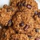 Best Vegan Chocolate Chip Oatmeal Cookies: Easy Recipe! | Discover Delicious Vegan Food, Beauty Swaps, and Zero-Waste Tips for a Greener Life
