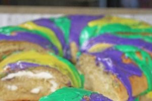 Easy Vegan King Cake Recipe: Mardi Gras Cake Delight! Discover Delicious Vegan Food, Beauty Swaps, and Zero-Waste Tips for a Greener Life Easy Vegan King Cake Recipe: Mardi Gras Cake Delight! | Discover Delicious Vegan Food, Beauty Swaps, and Zero-Waste Tips for a Greener Life