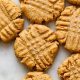 Easy & Delicious: Simple Vegan Peanut Butter Cookies Recipe | Discover Delicious Vegan Food, Beauty Swaps, and Zero-Waste Tips for a Greener Life