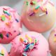 Easy Cake Pops Vegan Recipe: Delightfully Delicious! | Discover Delicious Vegan Food, Beauty Swaps, and Zero-Waste Tips for a Greener Life