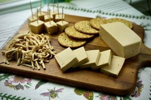 Beyond Dairy: Vegan Smoked Gouda Cheese - Delicious & Smoky! | Discover Delicious Vegan Food, Beauty Swaps, and Zero-Waste Tips for a Greener Life