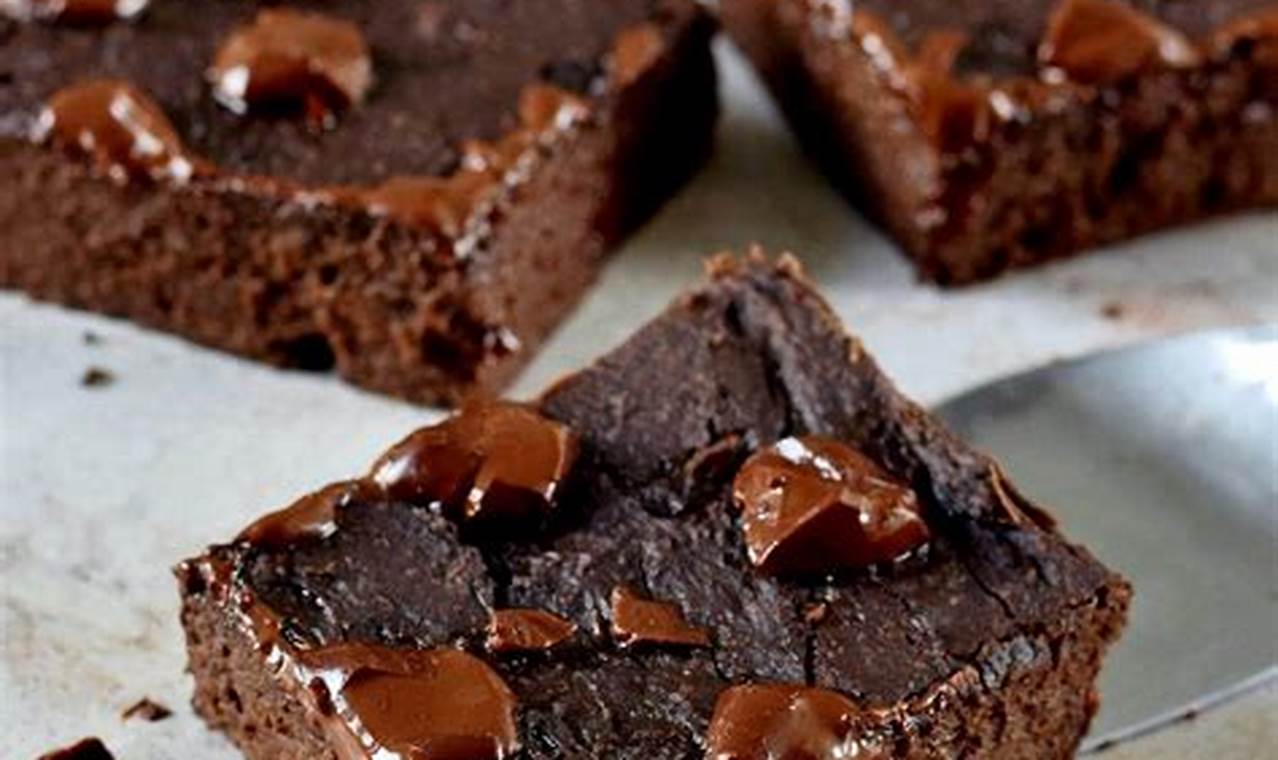 Easy Vegan Black Bean Brownies Recipe (Fudgy!) Discover Delicious Vegan Food, Beauty Swaps, and Zero-Waste Tips for a Greener Life Easy Vegan Black Bean Brownies Recipe (Fudgy!) | Discover Delicious Vegan Food, Beauty Swaps, and Zero-Waste Tips for a Greener Life
