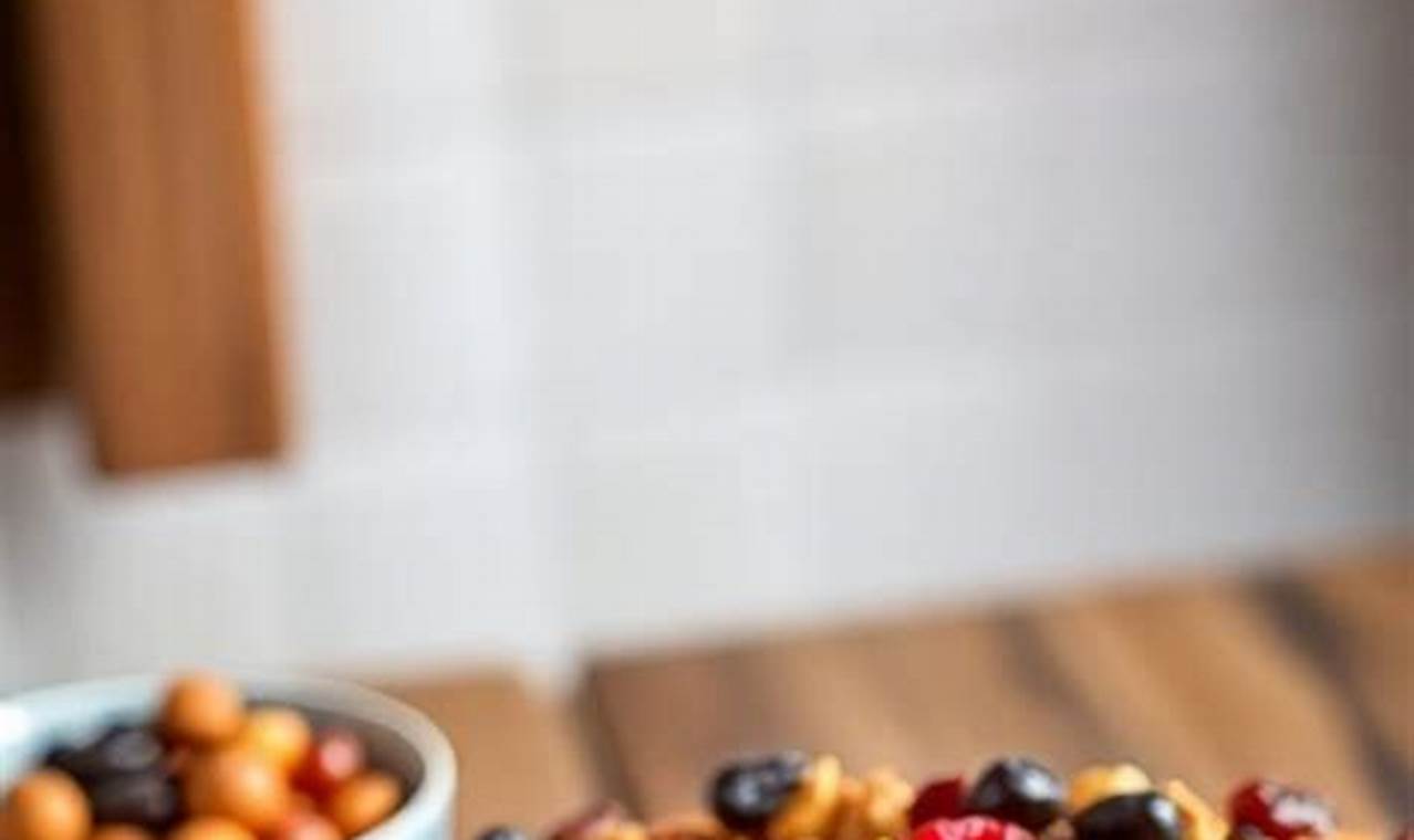 Best Vegan Fruit Cake Recipe: Holiday Baking! | Discover Delicious Vegan Food, Beauty Swaps, and Zero-Waste Tips for a Greener Life