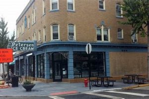 Best Vegan Restaurants in Oak Park: Find Your Gem! | Discover Delicious Vegan Food, Beauty Swaps, and Zero-Waste Tips for a Greener Life