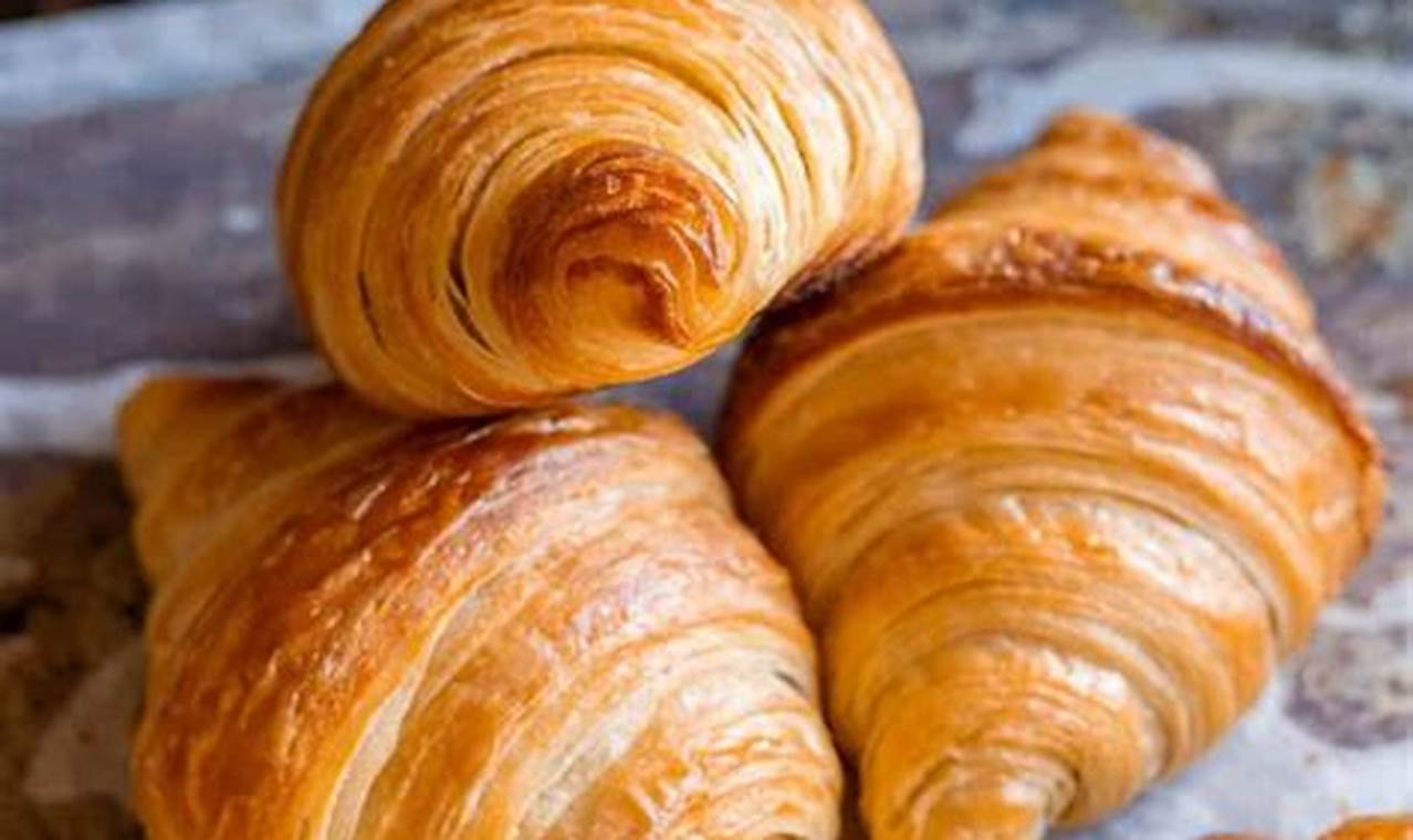 Delicious Vegan Croissant Guide & Recipe Tips | Discover Delicious Vegan Food, Beauty Swaps, and Zero-Waste Tips for a Greener Life