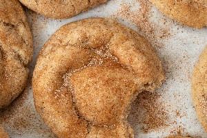 Easy Vegan Snickerdoodle Recipe: Delicious &amp; Simple! | Discover Delicious Vegan Food, Beauty Swaps, and Zero-Waste Tips for a Greener Life