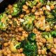 Easy Vegan Cast Iron Recipes: Delicious & Healthy | Discover Delicious Vegan Food, Beauty Swaps, and Zero-Waste Tips for a Greener Life